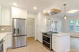 2540 11th Ave W, Seattle, WA 98119 - Photo 13