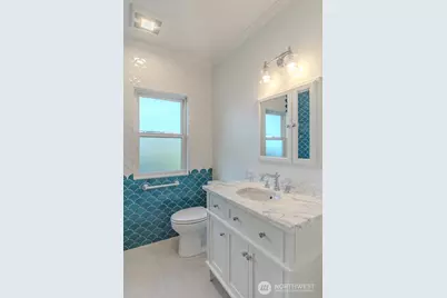 2540 11th Avenue W, Seattle, WA 98119 - Photo 17
