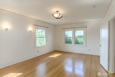 2540 11th Avenue W, Seattle, WA 98119 - Photo 15