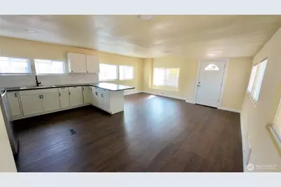 2392 Douglas Rd #4, Ferndale, WA 98248 - Photo 5