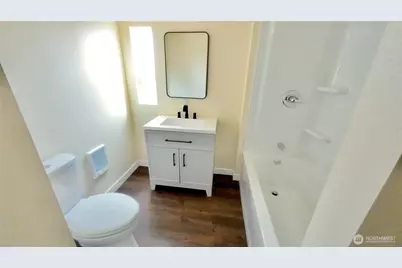2392 Douglas Rd #4, Ferndale, WA 98248 - Photo 9