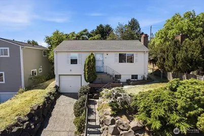 4153 39th Avenue SW, Seattle, WA 98116 - Photo 3