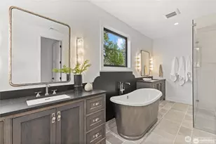10789 SE 10th St, Bellevue, WA 98004 - Photo 13