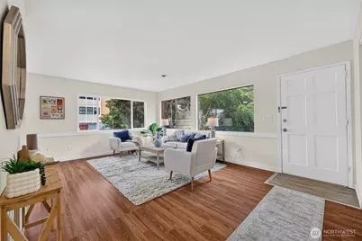 4042 5th Avenue NE, Seattle, WA 98105 - Photo 7