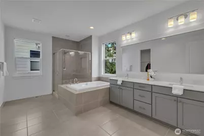 270660 Summit Park Way SE, Maple Valley, WA 98038 - Photo 31