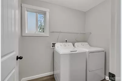 2519 189th Street Ct E, Tacoma, WA 98445 - Photo 31