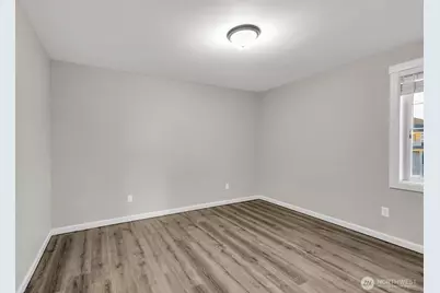 2519 189th Street Ct E, Tacoma, WA 98445 - Photo 27