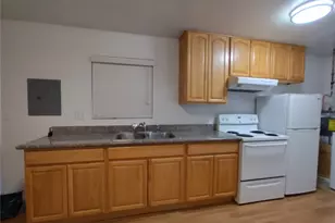 737 N 184th St, Shoreline, WA 98133 - Photo 15