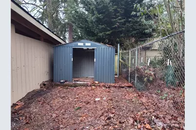 737 N 184th Street #B, Shoreline, WA 98133 - Photo 5