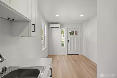 202 S Alder Avenue #B, Granite Falls, WA 98252 - Photo 5