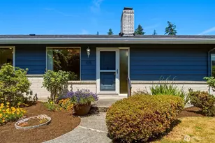 105 161st St SE, Bothell, WA 98012 - Photo 5