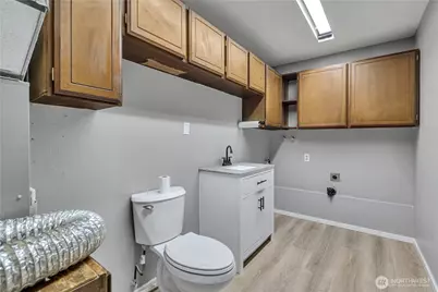 16808 33rd Avenue S, SeaTac, WA 98188 - Photo 15