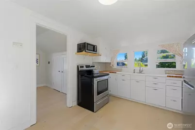 3417 N 8th Street, Tacoma, WA 98406 - Photo 29