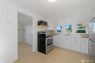 3417 N 8th St, Tacoma, WA 98406 - Photo 29