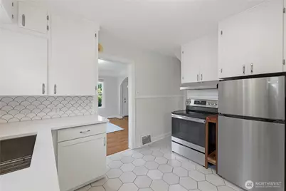 3417 N 8th Street, Tacoma, WA 98406 - Photo 7