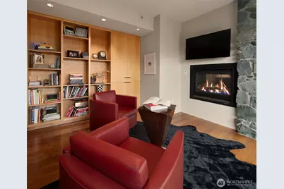 1215 Warren Avenue N, Seattle, WA 98109 - Photo 27