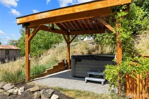 101 N D St, Roslyn, WA 98941 - Photo 25