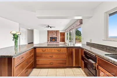 10308 NE Rose Point Way, Kingston, WA 98346 - Photo 13