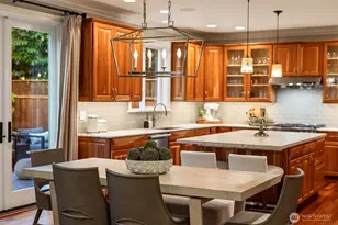 12033 NE 70th St, Kirkland, WA 98033 - Photo 13