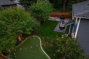 12033 NE 70th St, Kirkland, WA 98033 - Photo 27