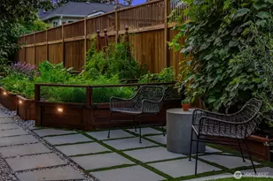 12033 NE 70th St, Kirkland, WA 98033 - Photo 21
