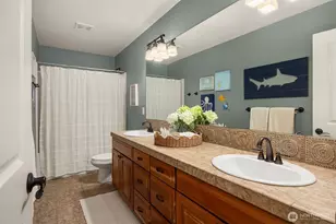 12033 NE 70th St, Kirkland, WA 98033 - Photo 35