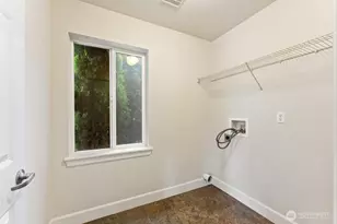 209 Burr St NE, Orting, WA 98360 - Photo 15