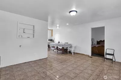 813 S Adams Avenue, Warden, WA 98857 - Photo 3