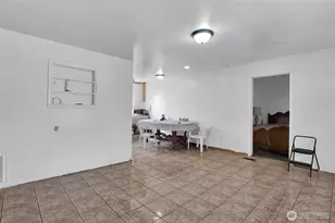 813 S Adams Ave, Warden, WA 98857 - Photo 3