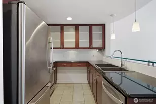 2929 1st Ave, Seattle, WA 98121 - Photo 5