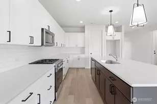 14216 14th Ave Ct E, Tacoma, WA 98445 - Photo 5