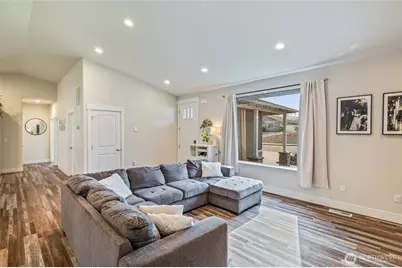 57 Margaux Loop, Malaga, WA 98828 - Photo 13