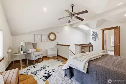 6825 Weedin Place NE #A, Seattle, WA 98115 - Photo 21