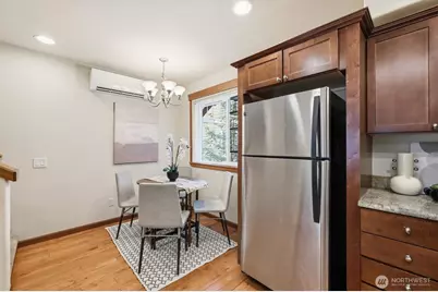 6825 Weedin Place NE #A, Seattle, WA 98115 - Photo 11