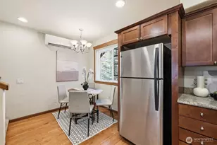 6825 Weedin Pl NE, Seattle, WA 98115 - Photo 11