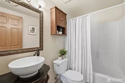 6825 Weedin Place NE #A, Seattle, WA 98115 - Photo 17