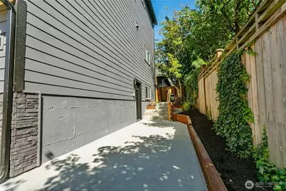 2216 N Proctor Street #B, Tacoma, WA 98406 - Photo 37