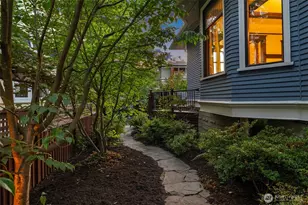 723 12th Ave E, Seattle, WA 98102 - Photo 29
