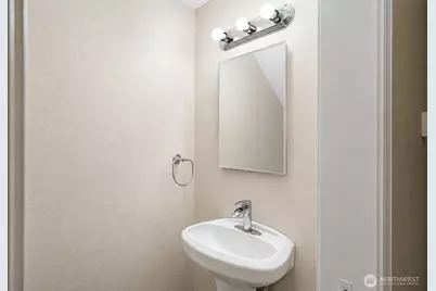 13367 Ambaum Boulevard SW, Burien, WA 98146 - Photo 13