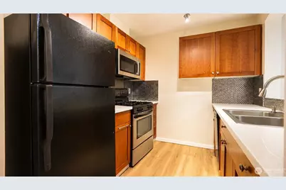 13367 Ambaum Boulevard SW, Burien, WA 98146 - Photo 11