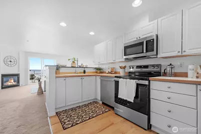 2522 Rucker Avenue #303, Everett, WA 98201 - Photo 13
