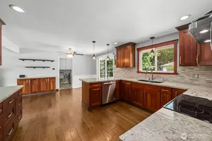 10419 16th St E, Edgewood, WA 98372 - Photo 9
