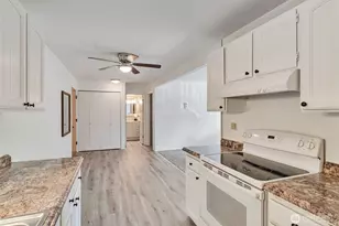 2500 81st Ave SE, Mercer Island, WA 98040 - Photo 9