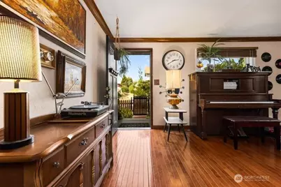535 S Henderson Street, Seattle, WA 98108 - Photo 7