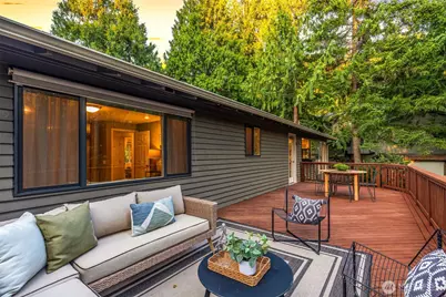 300 Mt. Pilchuck Avenue SW, Issaquah, WA 98027 - Photo 23