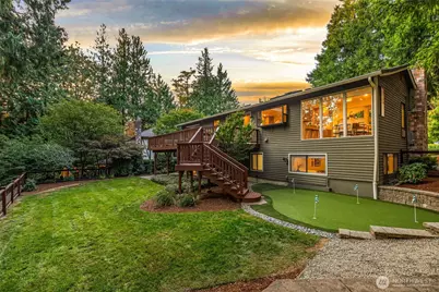 300 Mt. Pilchuck Avenue SW, Issaquah, WA 98027 - Photo 29