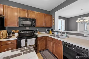 402 126th Pl SE, Everett, WA 98208 - Photo 5