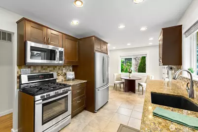 16026 16th Avenue SW, Burien, WA 98166 - Photo 3