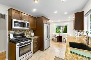 16026 16th Ave SW, Burien, WA 98166 - Photo 3