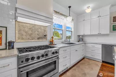 815 N Fife Street, Tacoma, WA 98406 - Photo 9